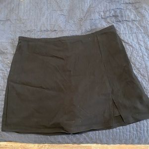 Black skirt
